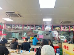 -华威达牛庄(黄埔大道西店)