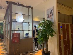 -苑苑发型设计