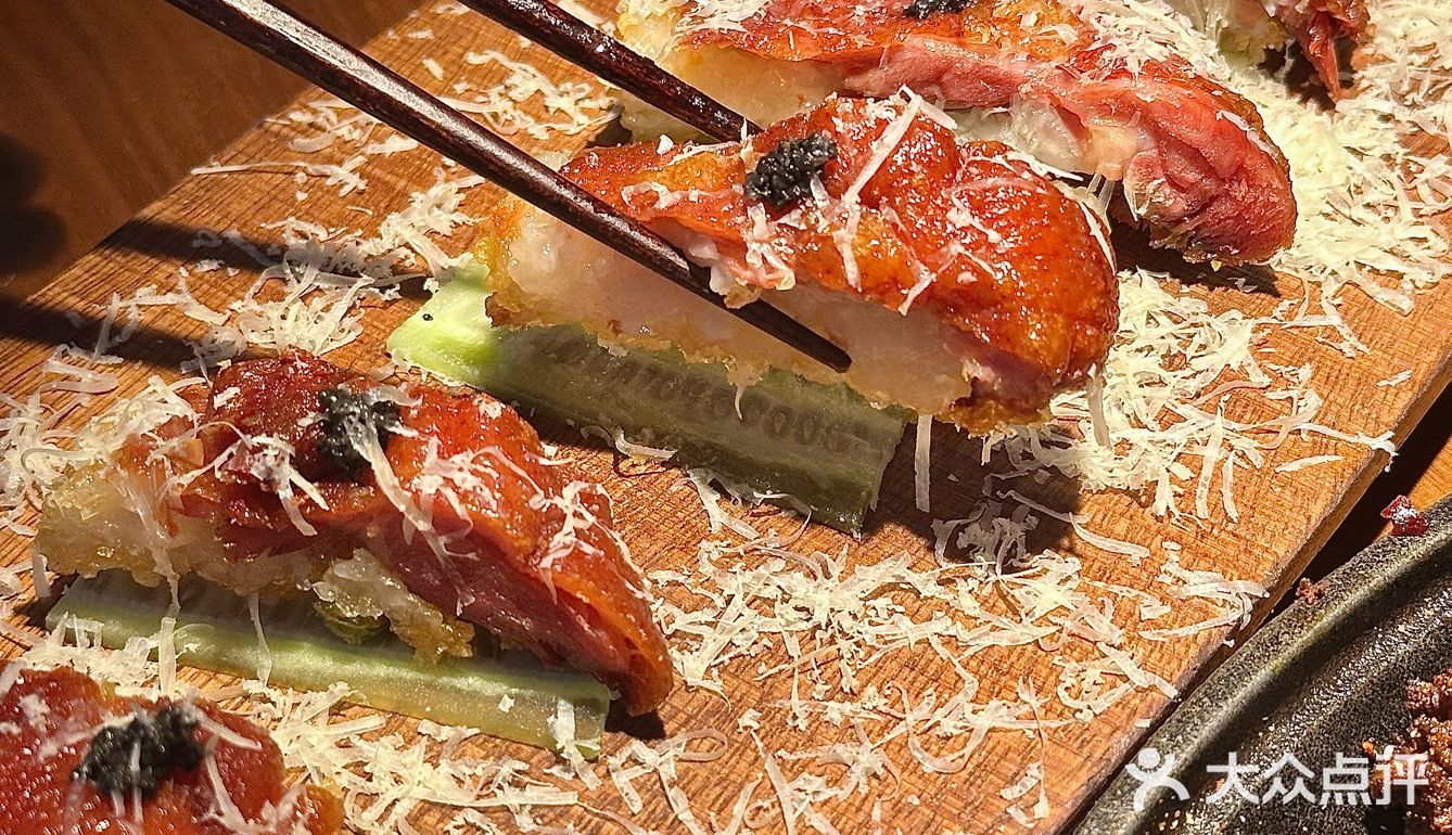 新开的云南菜终于吃上了！愿意再为它排一百次队