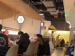 -左庭右院鲜牛肉火锅(浦江欢乐颂店)