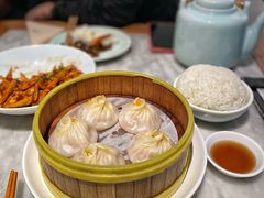 蟹粉汤包-苏帮袁Sue Cuisine(来福士店)