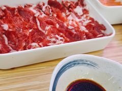 -杨老板·海鲜集市火锅·鲜切牛肉(中防万宝店)