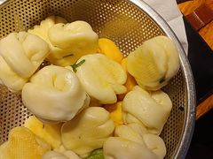 -山河屯铁锅炖(绥望路店)