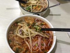 -忆螺巷螺蛳粉(步行街小巷店)
