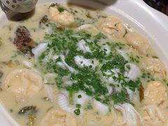 -江渔儿酸菜鱼专门店(明珠广场店)