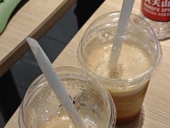 -麦当劳(轻轨曹杨路店)
