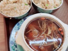 牛尾炖汤-歪头牛肉(金龙壹号店)