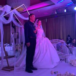 婚纱-拉瑞娜LaReine婚纱礼服高级定制