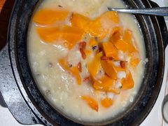 -阿瓦山寨·湘菜现炒·剁椒鱼头王(咸阳总店)