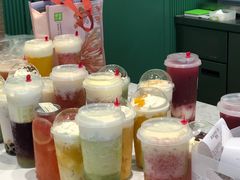 -奈雪的茶(优特汇店)