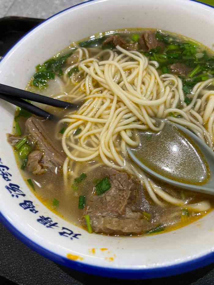 陈厚元牛肉面(台江万达店)-"陈厚元牛肉面位置在台江万达金街内,从