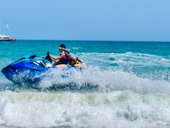 -亚龙湾海底世界