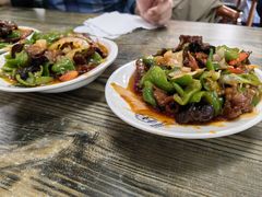 -歹歹的加个面过油肉拌面