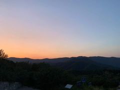 -鬼笑石后山停车场