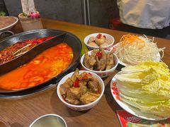 -萍姐火锅·公路夜市(武汉首店)