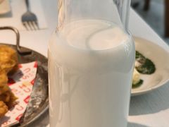 -春树下·树屋花房西餐厅(罍街AS1980店)