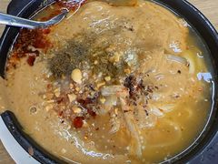 砂锅牛筋面宽粉-曹宝林砂锅麻辣烫(星光路店)
