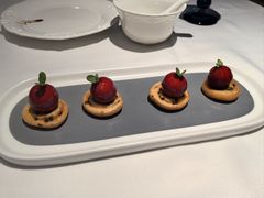 -金海华·赫本时光餐厅(现代传媒广场店)