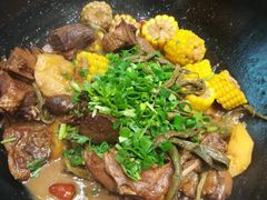 -锅老头海鲜铁锅炖