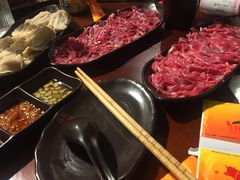 -高兴壹锅·潮汕鲜牛肉火锅(良乡梅花庄店)