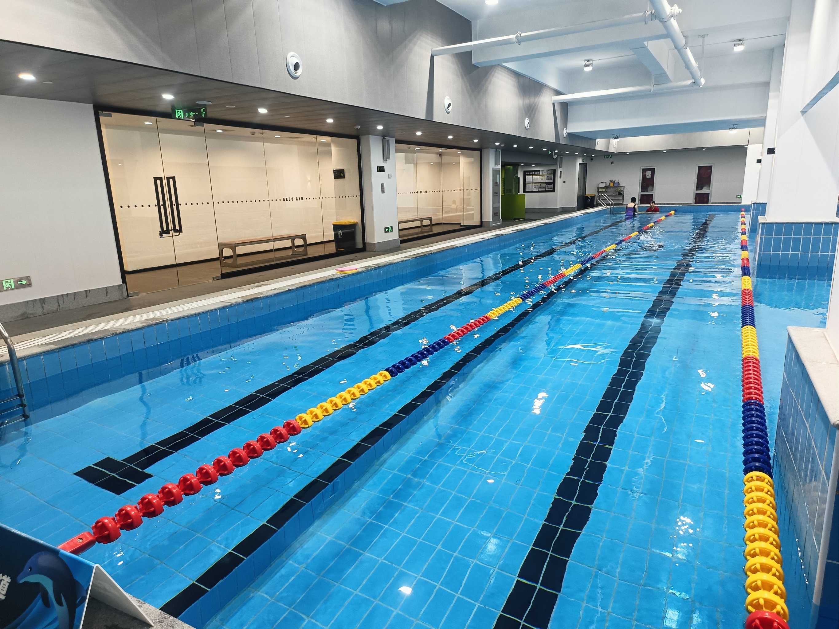 游得不错,自我感觉良好