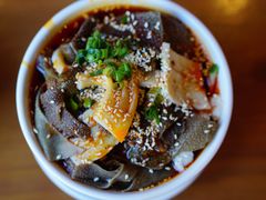 功夫双脆-炉小二铜锅牛蛙•川湘菜(三里屯店)