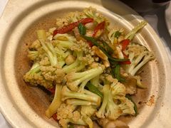 有机花菜炒培根-眉州东坡(远洋未来广场店)