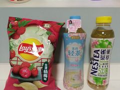 -全家便利店(上南路六店)