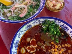 -贵州六盘水羊肉粉(观音桥店)