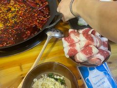 -黄潇洒老火锅(九眼桥宏济巷店)