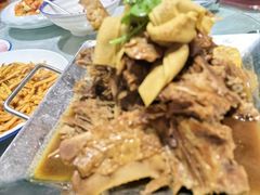-大胡同天津菜·海肠捞饭·津门皮皮虾锅贴一绝(西姜井店)
