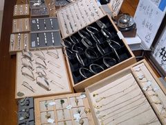 -十八字金·银饰·拼豆·开蚌DIY(魏公芳华里店)