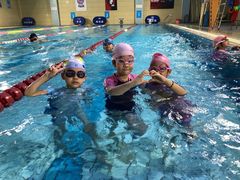 -美再晨游泳健身瑜伽(锦绣店)