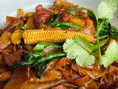 -大头虾越式风味餐厅(光明广场店)