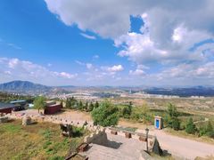 -辛安庄鸡鸣山景区