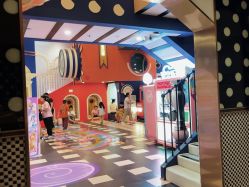 -MELAND CLUB亲子乐园·派对·餐厅(北京芳圆里ID MALL店)