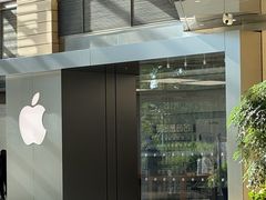 -Apple零售店(华贸购物中心店)