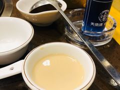 甜茶-峰瑞藏地美食·石锅鸡·牦牛肉(大昭寺品牌店)