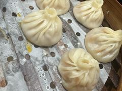 -莱莱小笼·乔艾