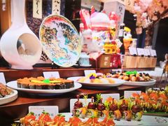 -雍容荟帝王蟹活龙虾展台自助(IFS黑金店)