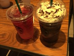 -星巴克(济宁万达广场店)