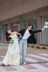 -喜爱高定婚纱摄影