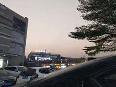 景点-龙洞步行街