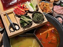 -巴卤社老火锅(财富店)