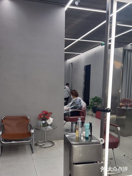 侨治发型(拱墅宝龙店)图片