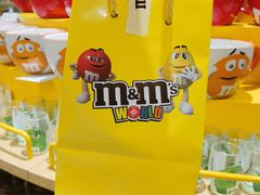 -m豆巧克力世界(上海世茂广场店)