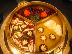 -湊湊火锅·茶憩(打浦桥日月光店)