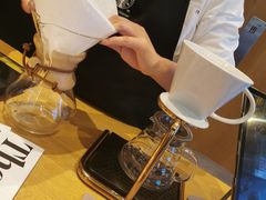 -星巴克臻选(华堂·新辰汇店)