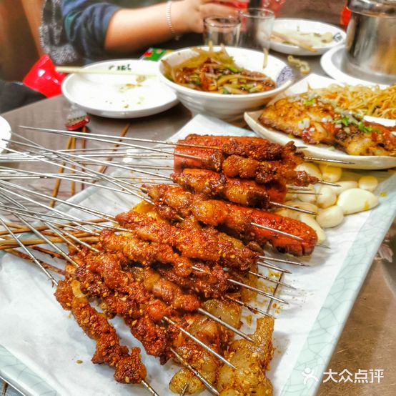 鑫隆源烧烤(总店)