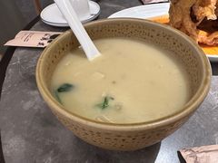 老济南甜沫-闫府私房菜·百年鲁菜(恒隆店)